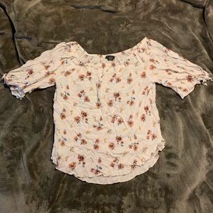 rue 21 off the shoulder